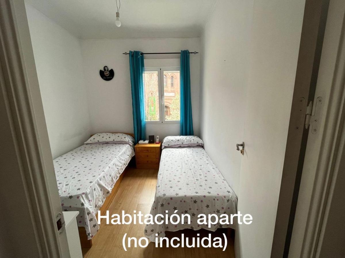 Habitacion Matrimonial En Piso Compartido En El Centro De Madrid Apartment Exterior foto